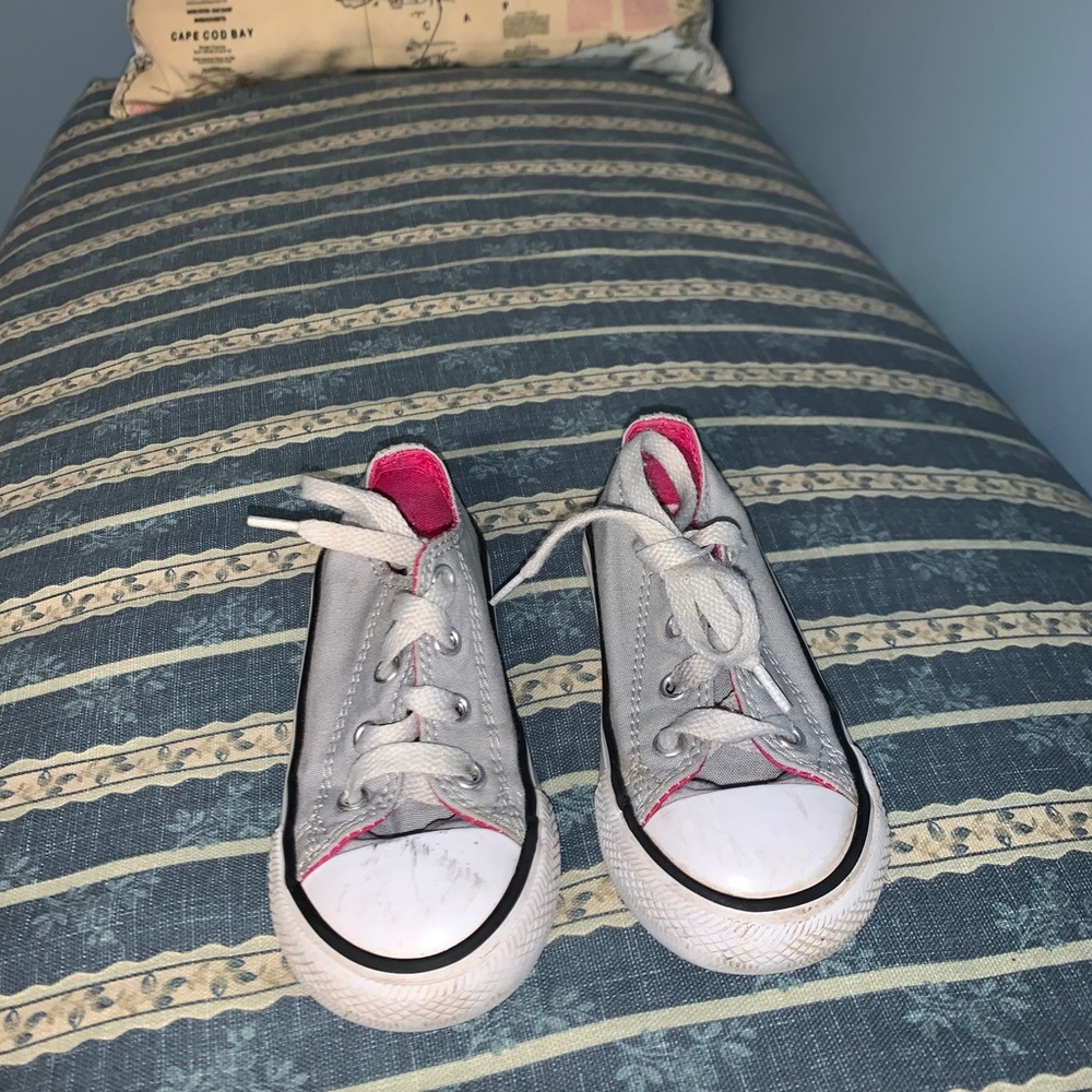 Converse toddler size 7